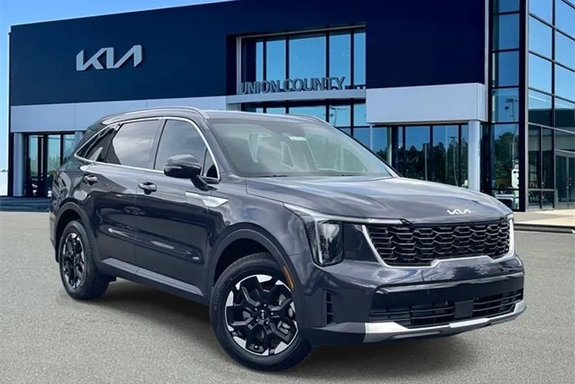 2026 Kia Sorento S photo 1