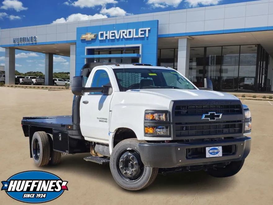 2024 Chevrolet Silverado 5500HD Work Truck photo 1