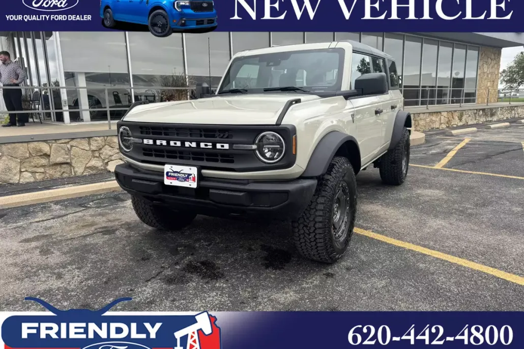 2025 Ford Bronco Base photo 1