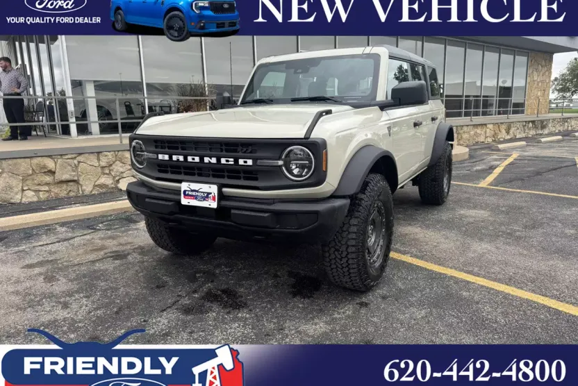 2025 Ford Bronco Base photo 1