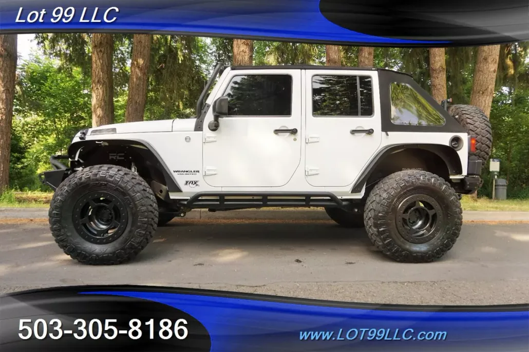 2014 Jeep Wrangler Unlimited Rubicon photo 1