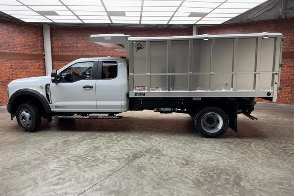2024 Ford F-550 XL photo 1