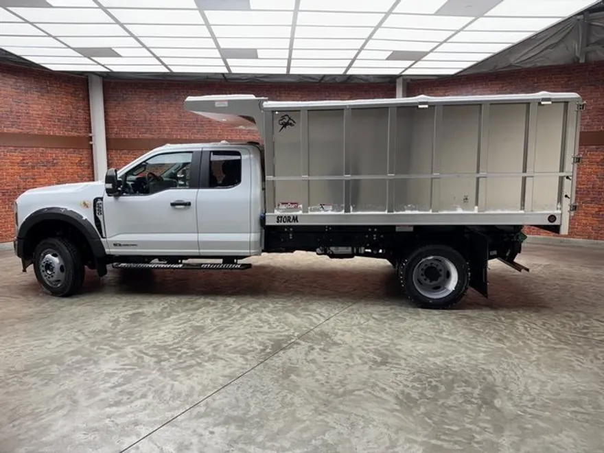 2024 Ford F-550 XL photo 1