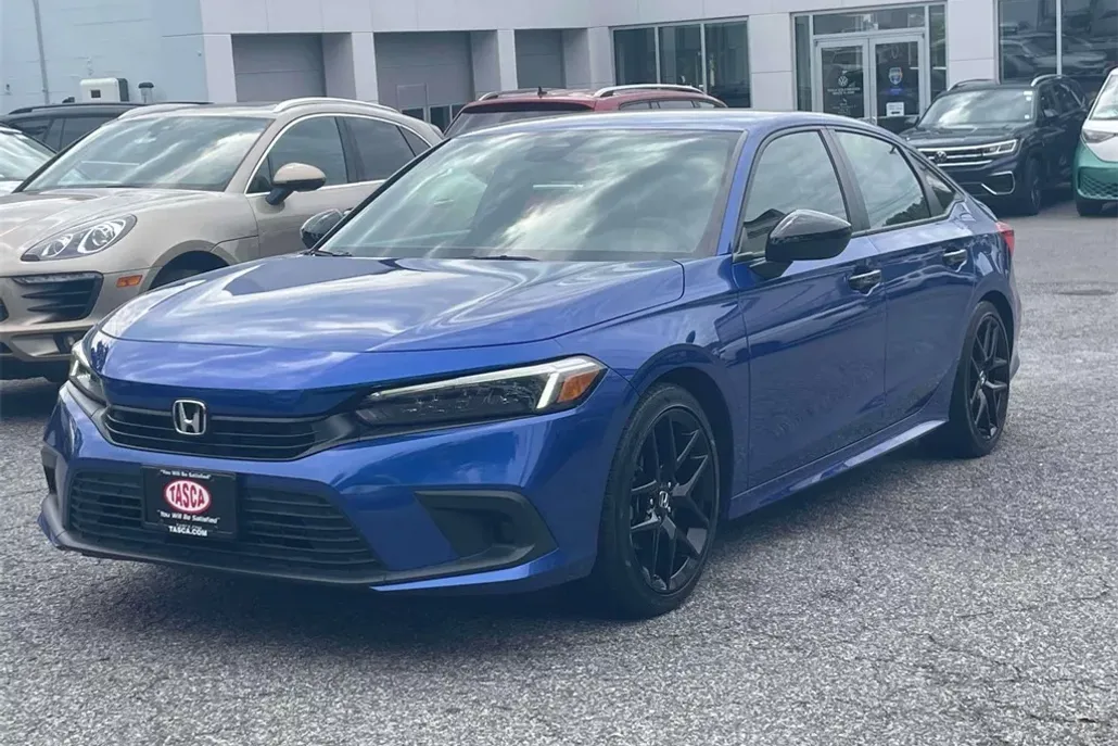 2023 Honda Civic Sport photo 1
