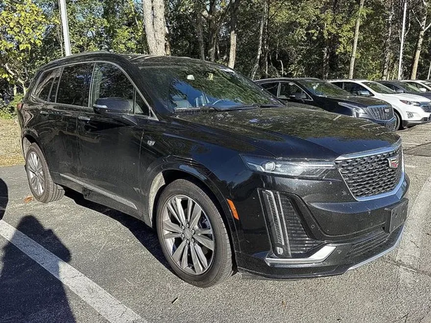 2025 Cadillac XT6 Premium Luxury photo 1