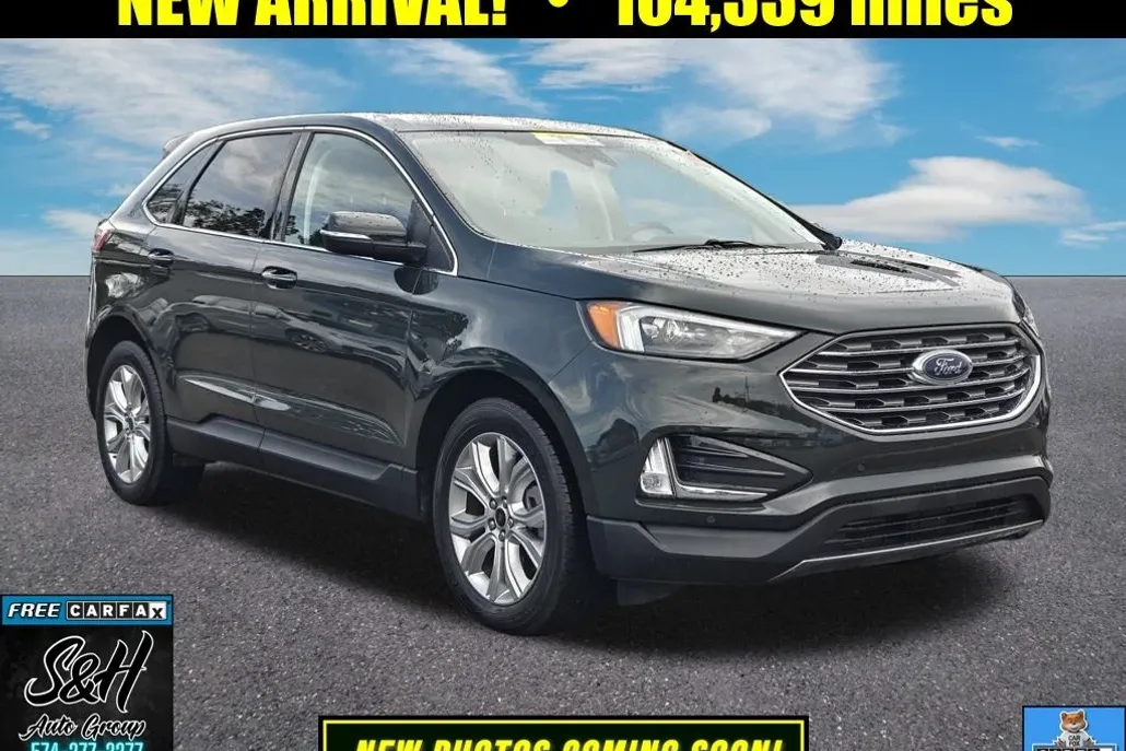 2023 Ford Edge Titanium photo 1