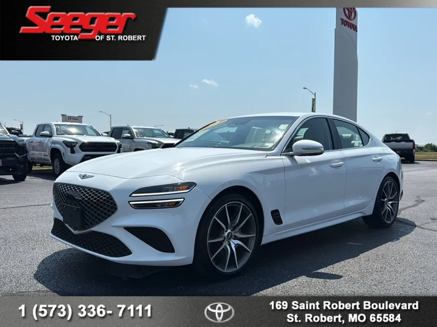 2023 Genesis G70 2.0T photo 1