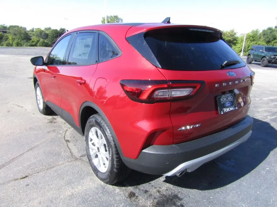 2025 Ford Escape Active photo 1