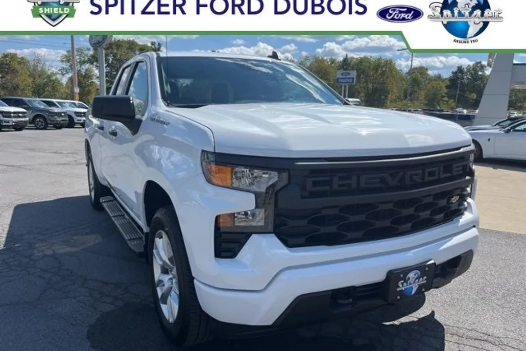 2024 Chevrolet Silverado 2500HD Custom photo 1