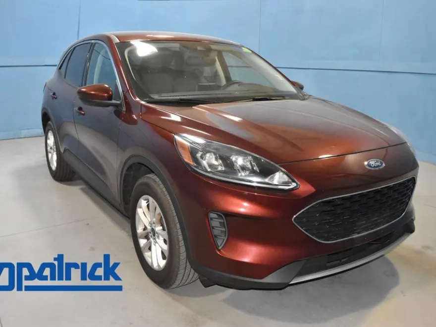 2021 Ford Escape SE Sport photo 1