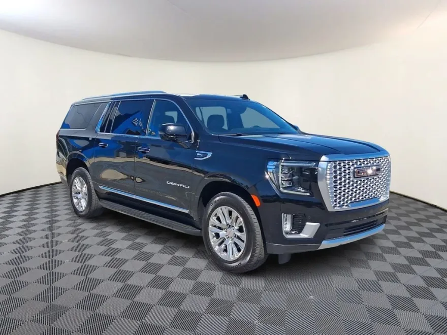 2024 Gmc Yukon XL Denali photo 1