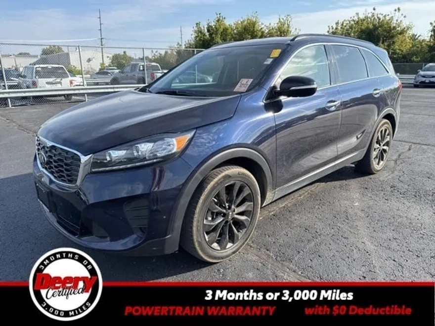 2020 Kia Sorento S photo 1