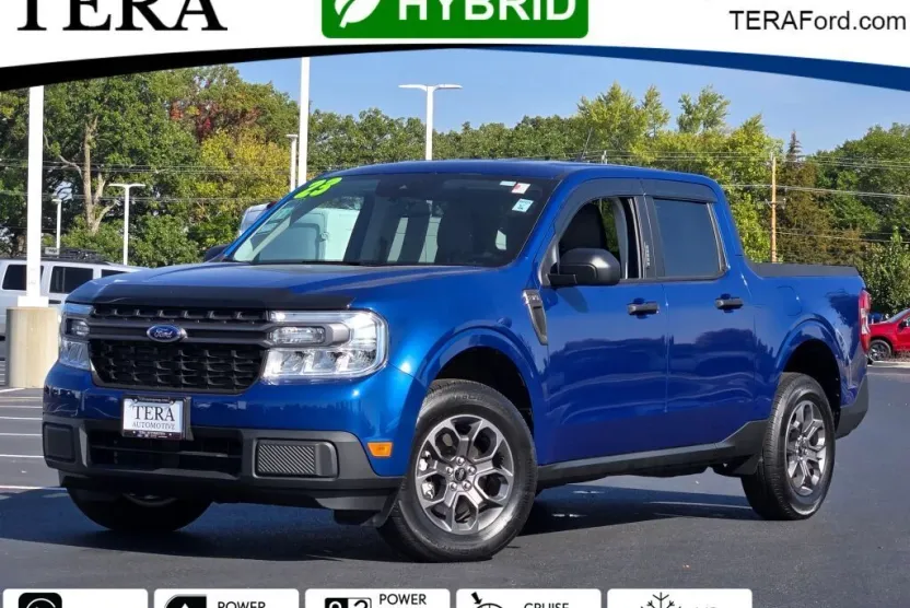 2023 Ford Maverick XLT photo 1