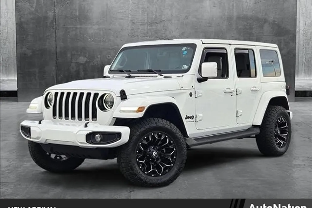 2023 Jeep Wrangler Sahara photo 1