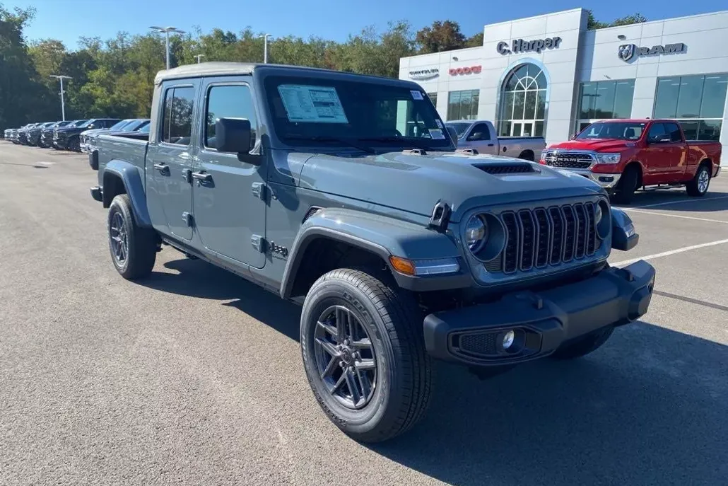 2025 Jeep Gladiator Sport photo 1
