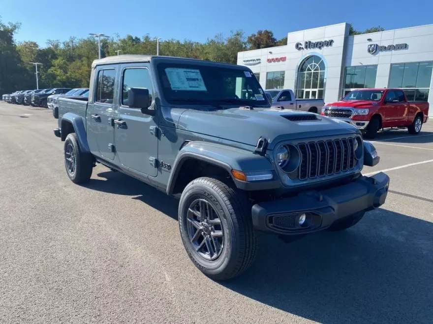 2025 Jeep Gladiator Sport photo 1