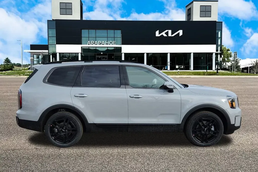 2025 Kia Telluride EX X-Line photo 1