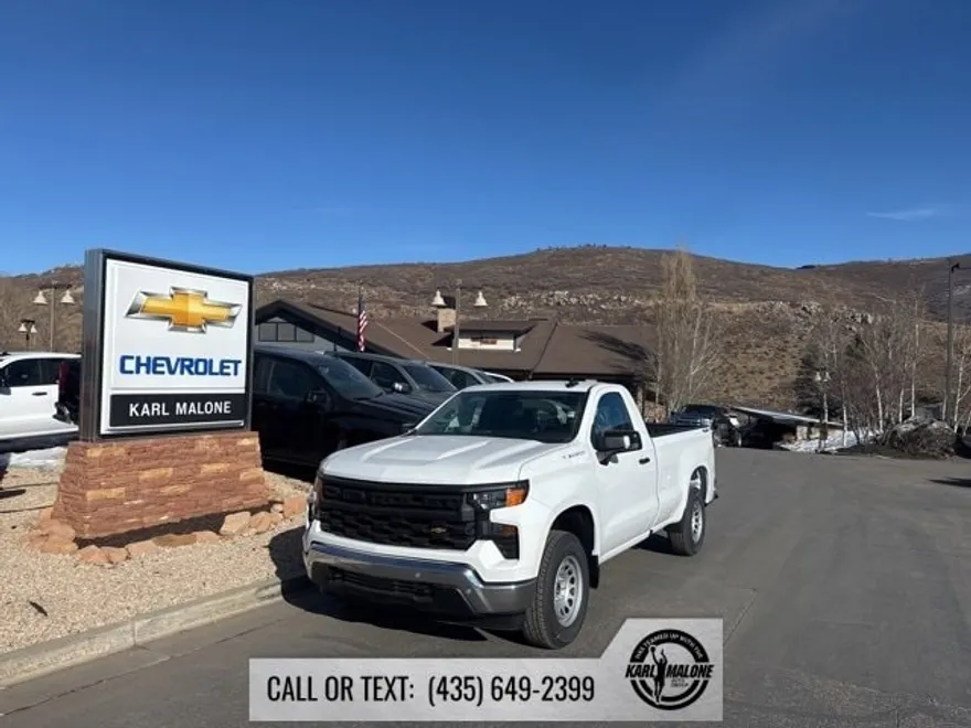 2025 Chevrolet Silverado 1500 photo 1