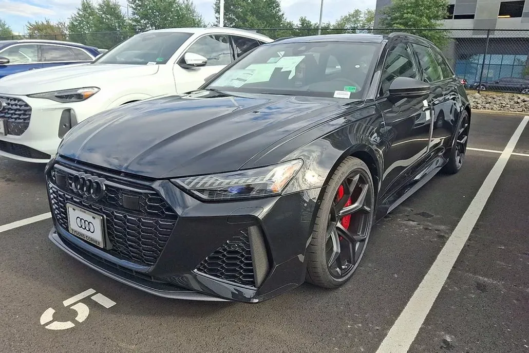 2026 Audi RS 6 Avant Performance Base photo 1