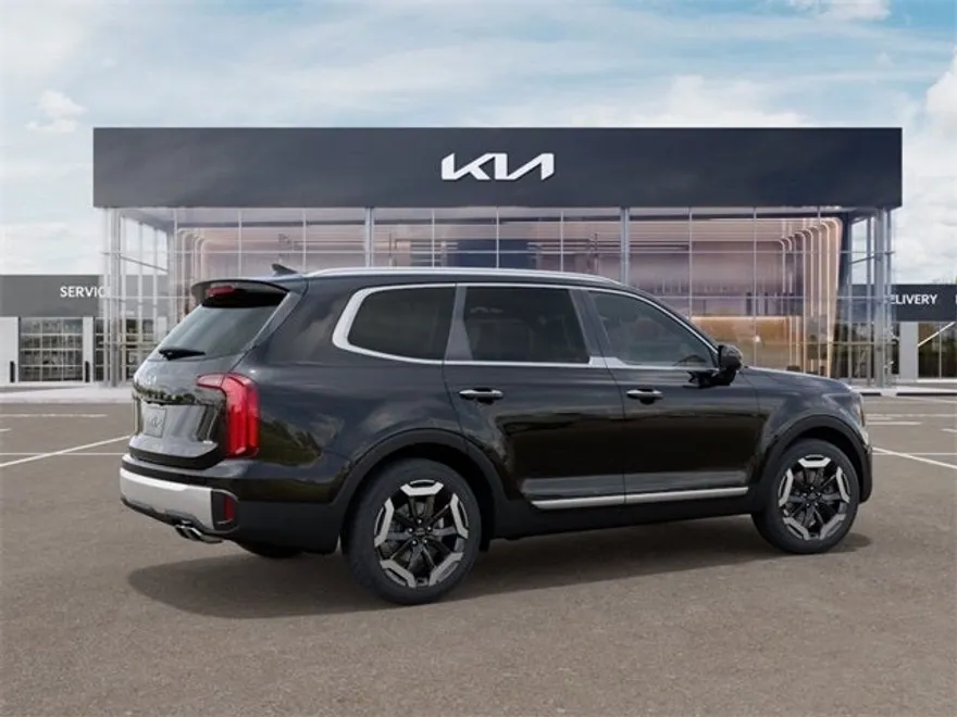 2025 Kia Telluride S photo 6
