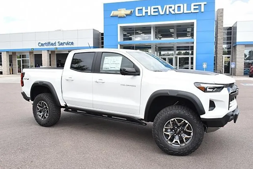 2026 Chevrolet Colorado ZR2 photo 1