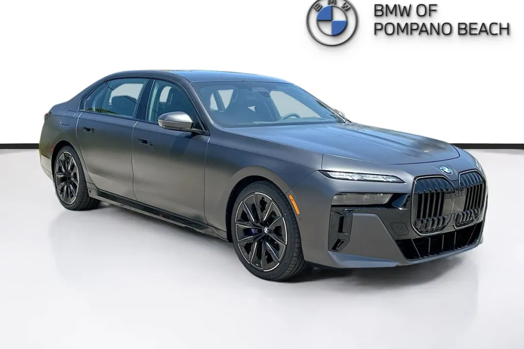 2025 Bmw 740i photo 1