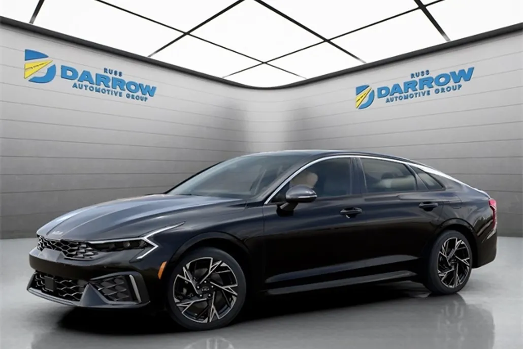 2025 Kia K5 GT-Line photo 1