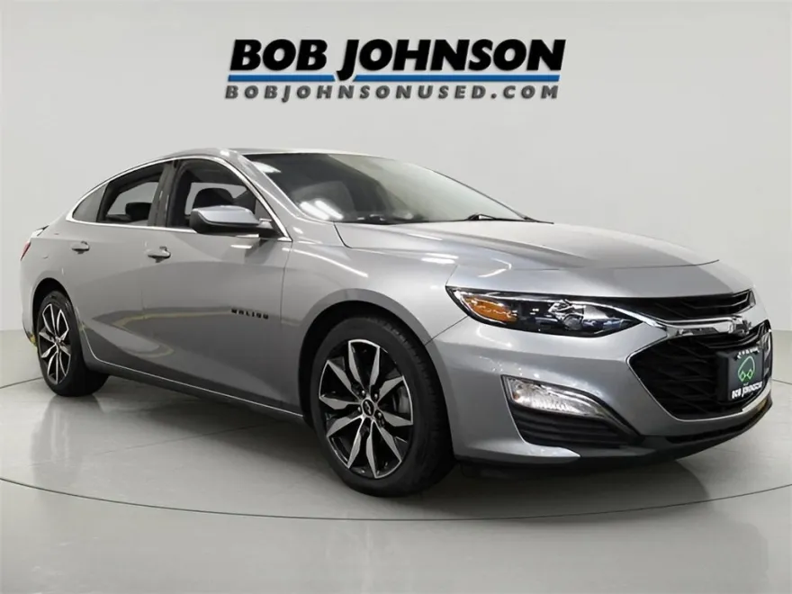 2023 Chevrolet Malibu RS photo 1