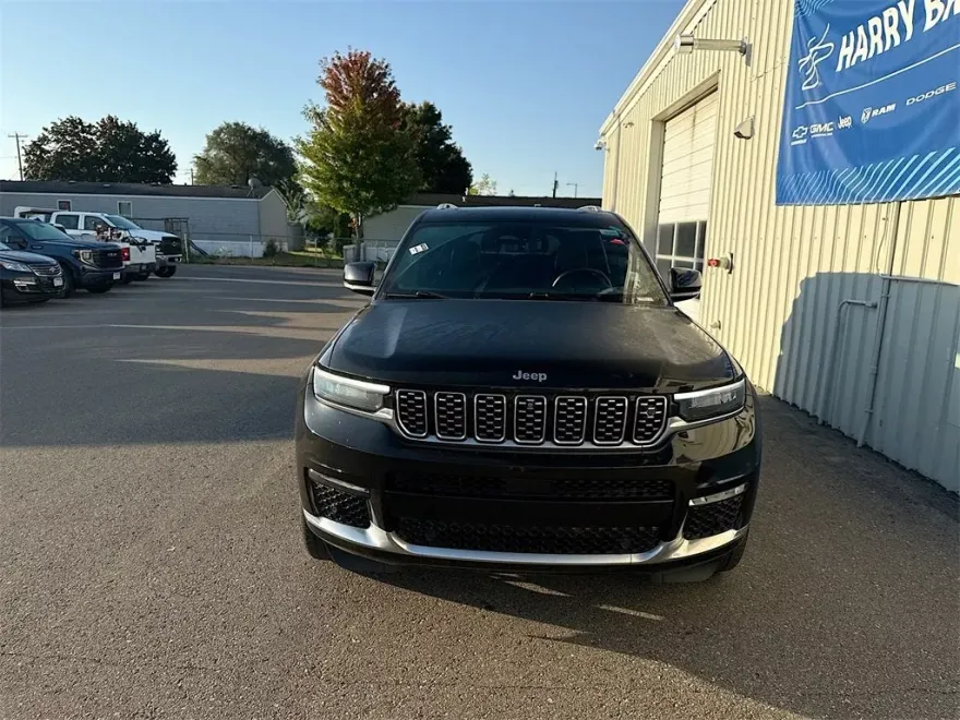 2021 Jeep Grand Cherokee L Summit photo 1