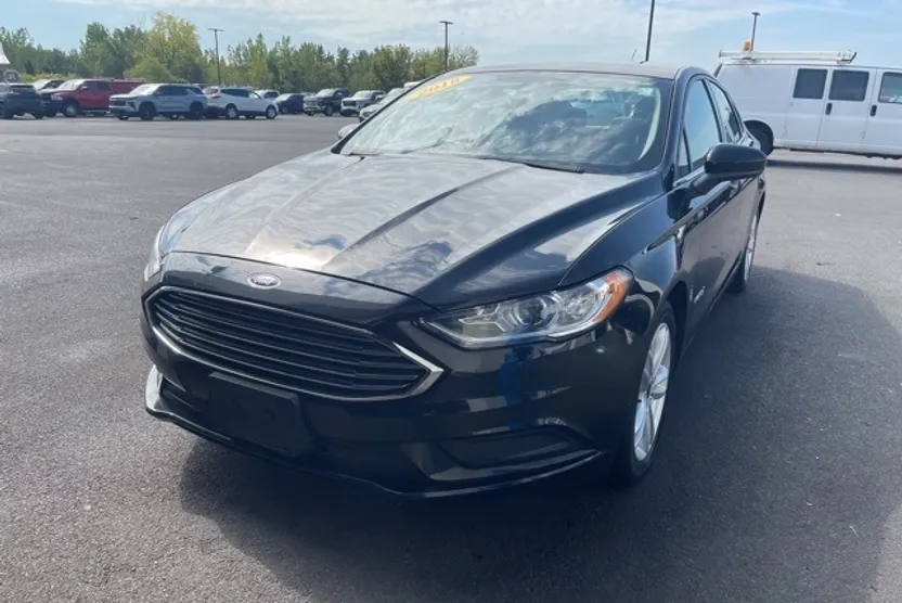 2018 Ford Fusion Hybrid S photo 1