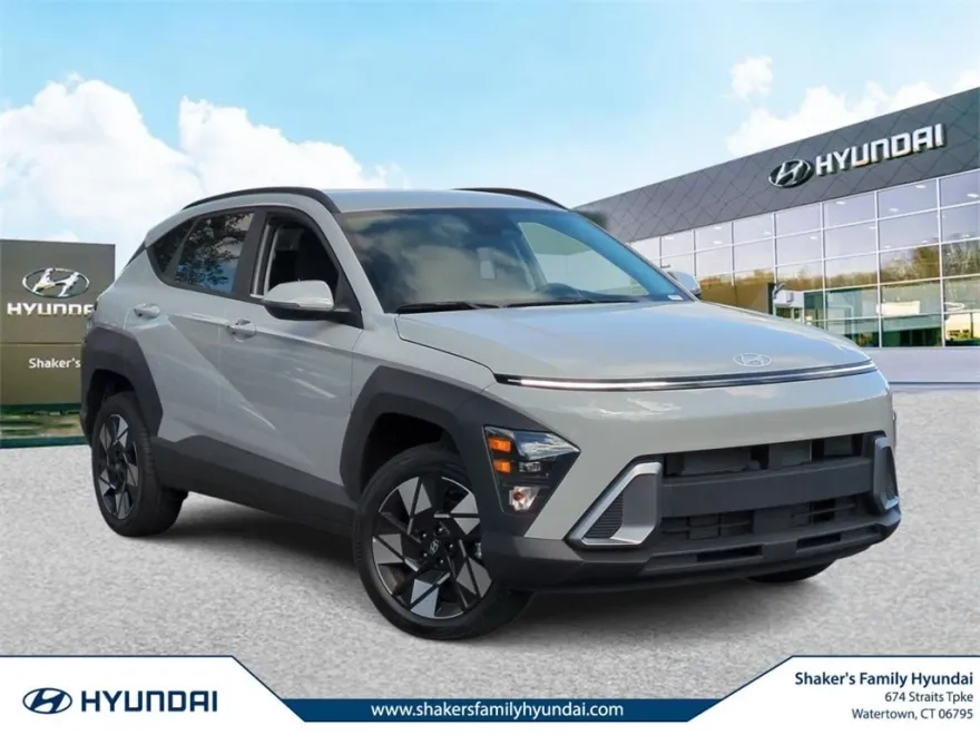 2025 Hyundai Kona SEL photo 1