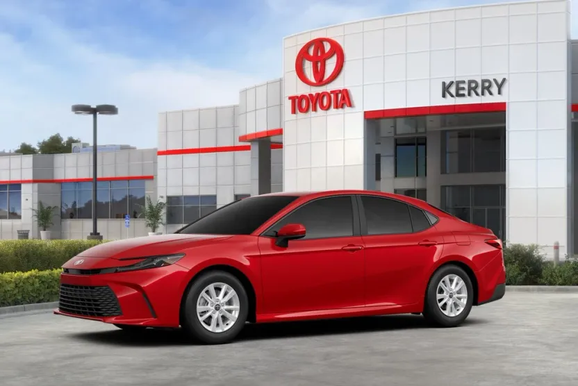 2026 Toyota Camry LE photo 1