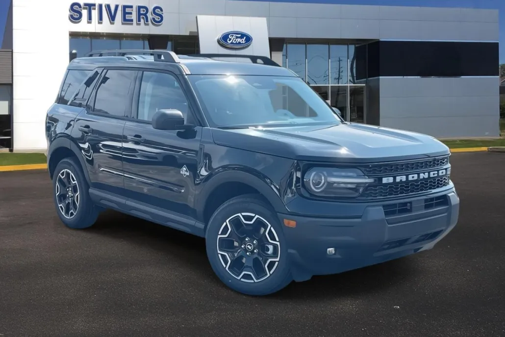 2025 Ford Bronco Sport Outer Banks photo 1