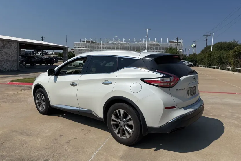 2015 Nissan Murano SL photo 1