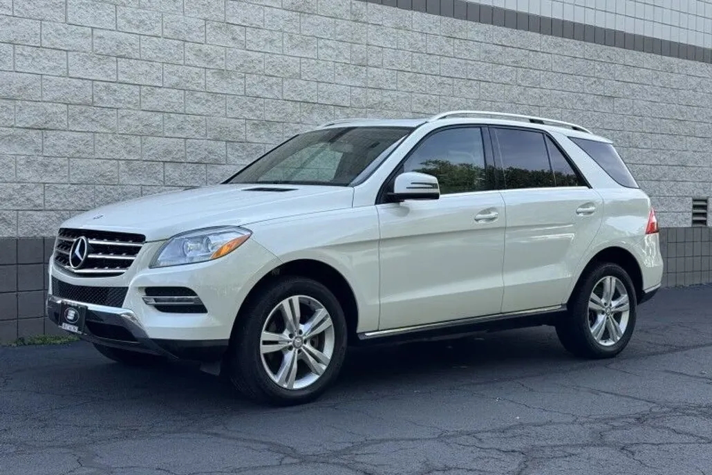 2013 Mercedes Benz ML 350 photo 1