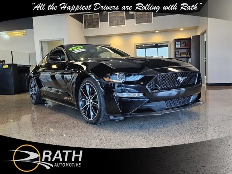 2019 Ford Mustang GT Premium photo 1