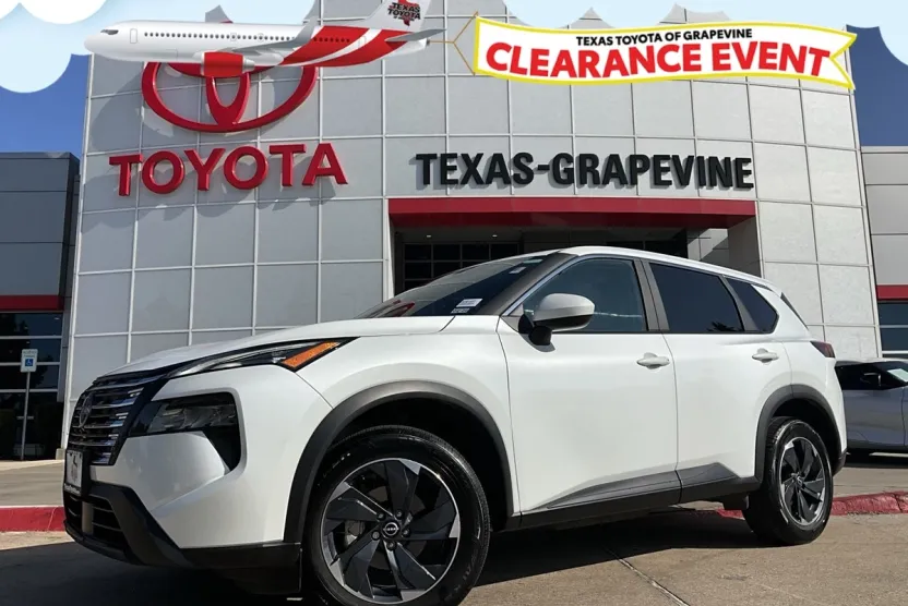 2024 Nissan Rogue SV photo 1