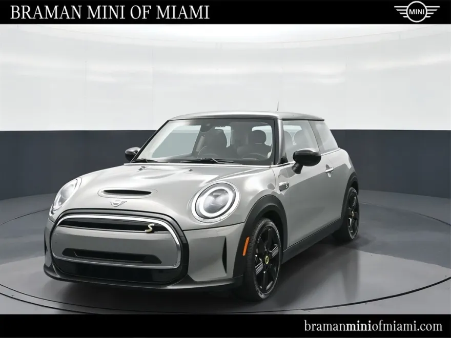 2023 Mini Cooper 2 Door Hardtop Signature photo 1