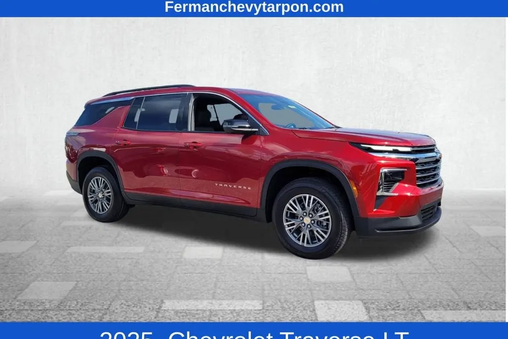 2025 Chevrolet Traverse photo 1