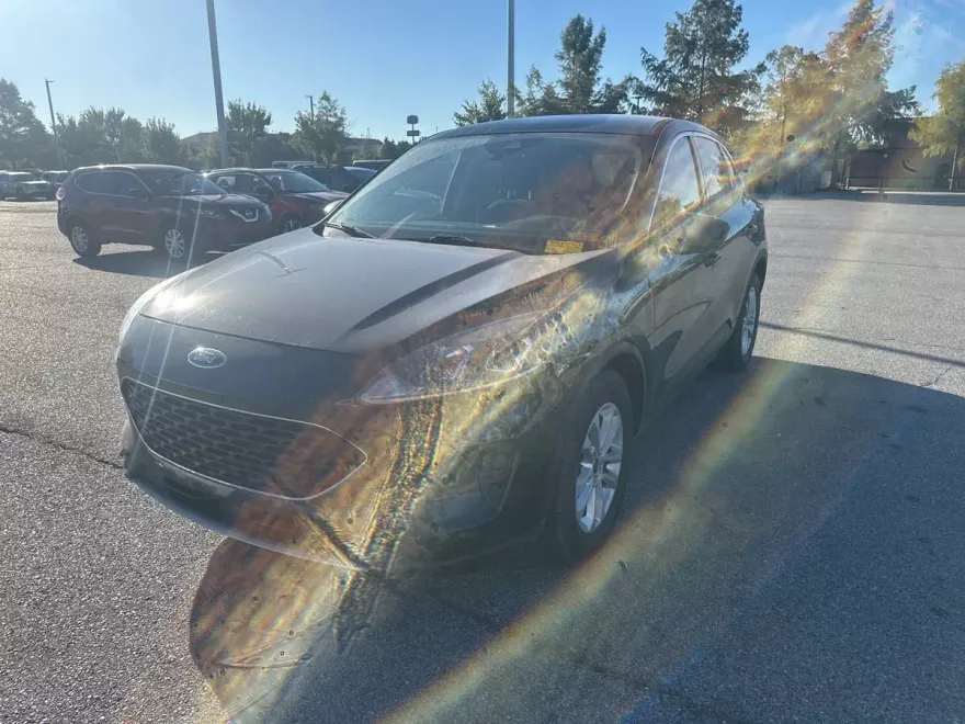 2020 Ford Escape SE photo 1