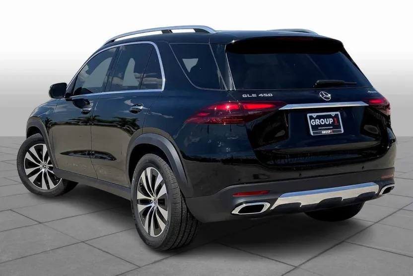 2025 Mercedes Benz GLE 450 4MATIC photo 1