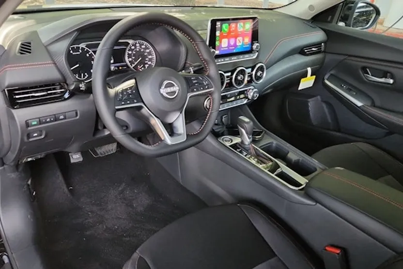 2024 Nissan Sentra SR photo 7
