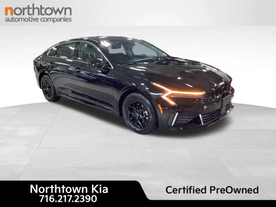 2025 Kia K5 LXS photo 1