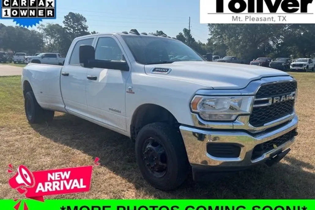 2022 Ram 3500 Tradesman photo 1