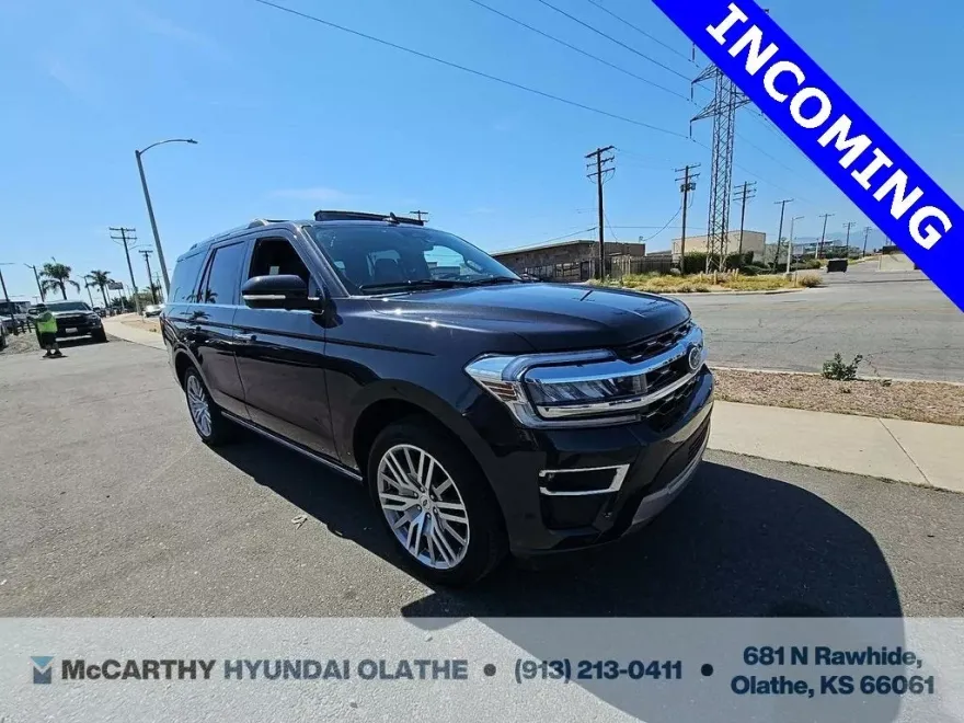 2024 Ford Expedition Limited photo 1