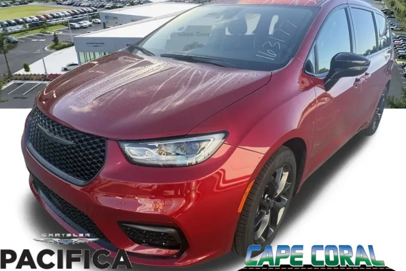2026 Chrysler Pacifica Limited photo 1