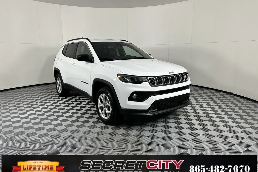 2025 Jeep Compass Latitude photo 1