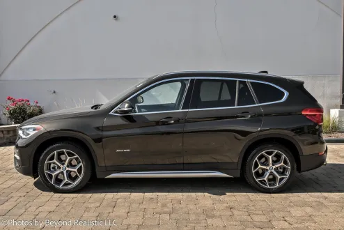 2017 Bmw X1 XDrive28i photo 2