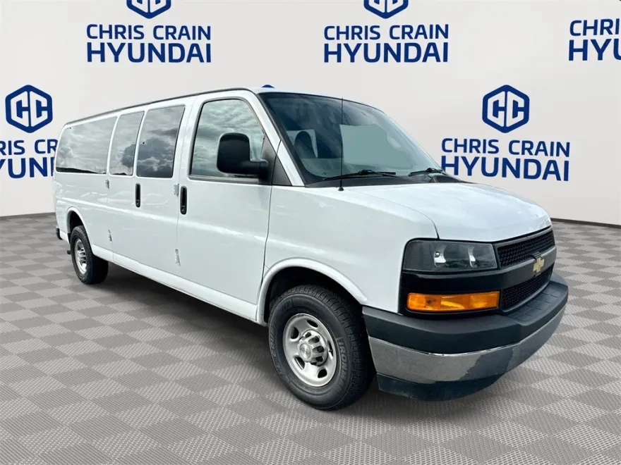 2023 Chevrolet Express 3500 LS Passenger photo 1