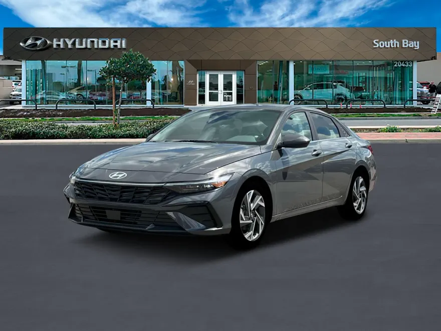2025 Hyundai Elantra SEL Convenience photo 1